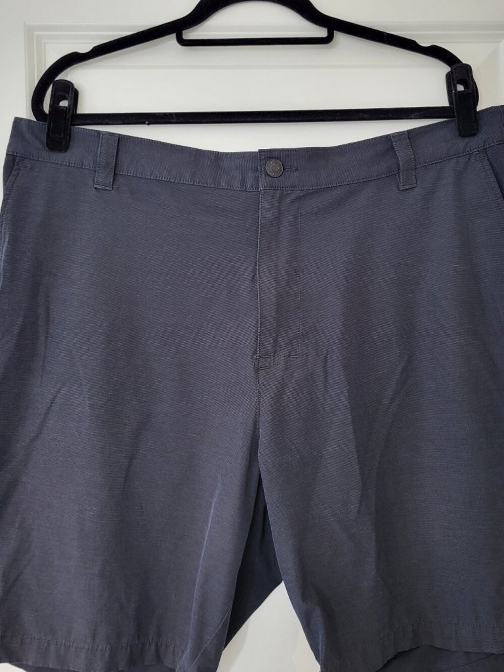 Banana Republic Core Temp Ripstop Men’s Shorts Charcoal Size 40 Elastic Waist